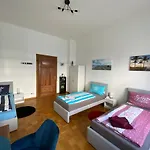Goyapartment Fuer Handwerker & Business City-Nah!! Free Netflix! Modern!
